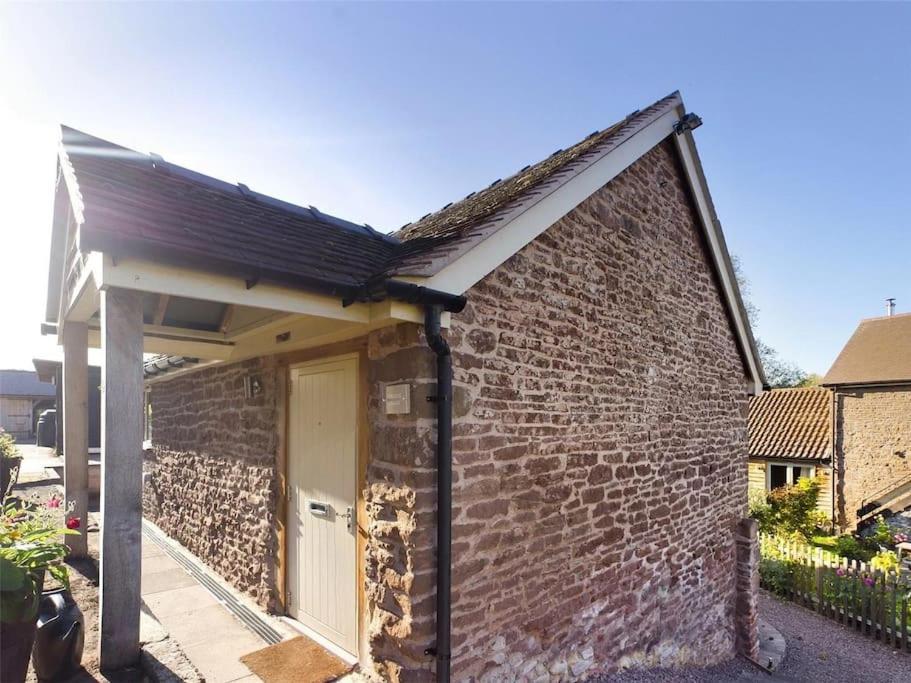 Wagtail Lodge Foy 외부 사진